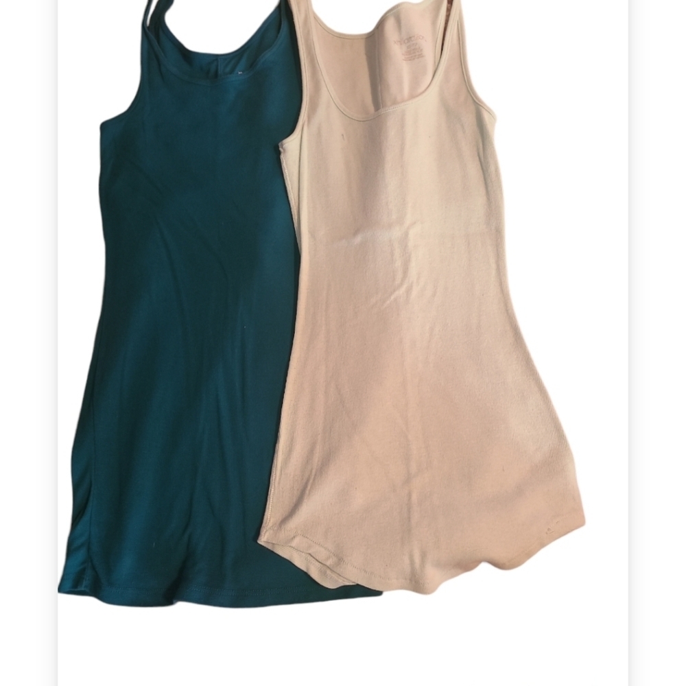 Nwot 2 tank tops xs - Picture 2 of 5
